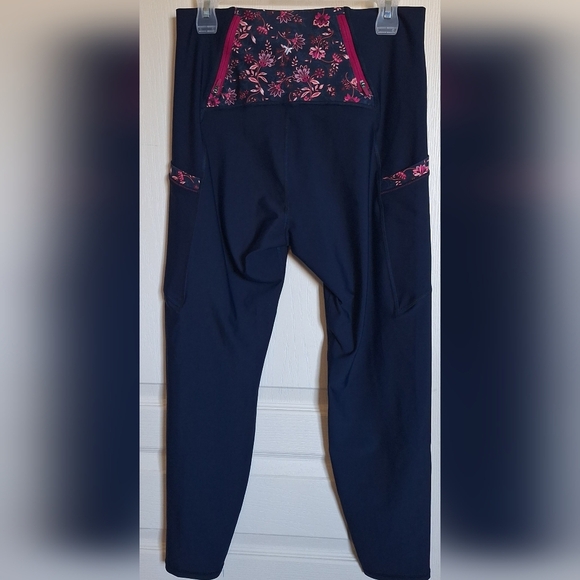 Old Navy Size Large powersoft 7/8 ankle length New without tags leggings - Picture 3 of 4